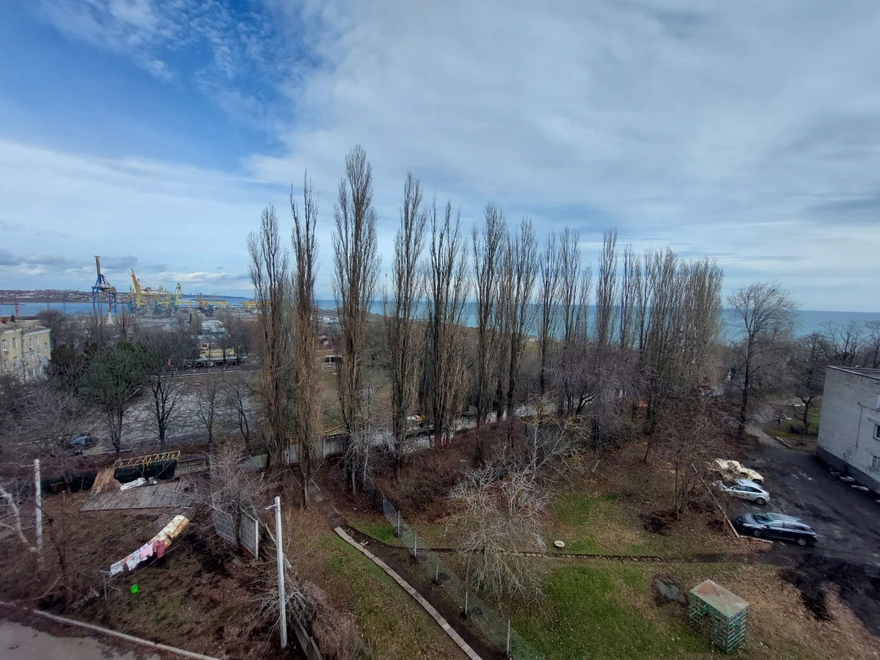 3-кімнатна квартира з видом на море в цегляному будинку від господаря. Будинок