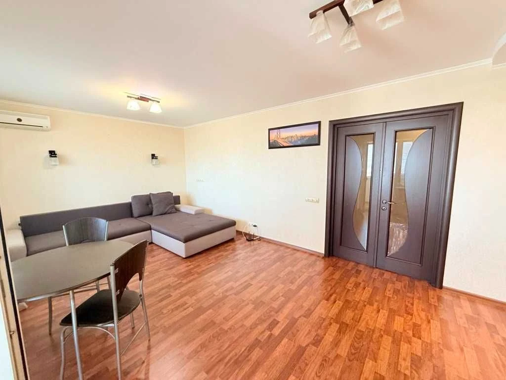 Простора однокімнатна квартира площею 60 м²  Держ.програми!