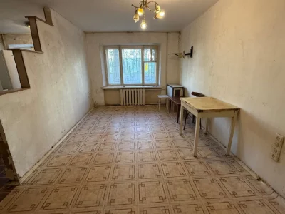 Продам 1 кім в центрі Чорноморську