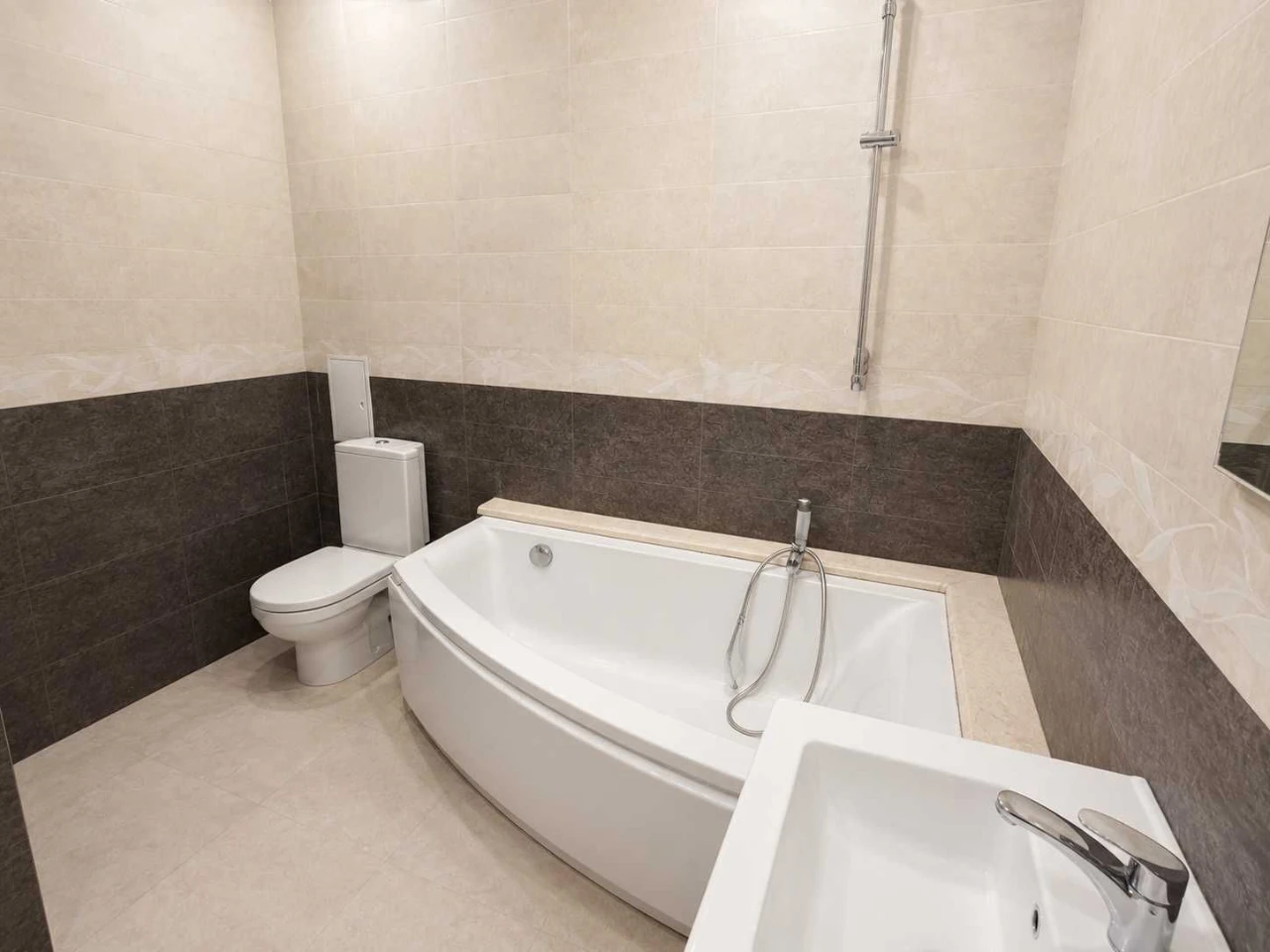 Продаж дворівневої квартири 140 м² у Чорноморську, АББО