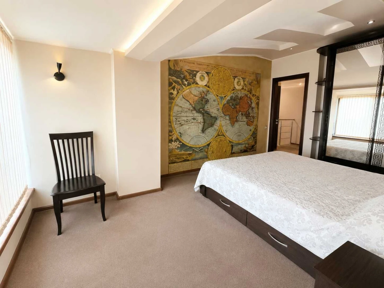 Продаж дворівневої квартири 140 м² у Чорноморську, АББО