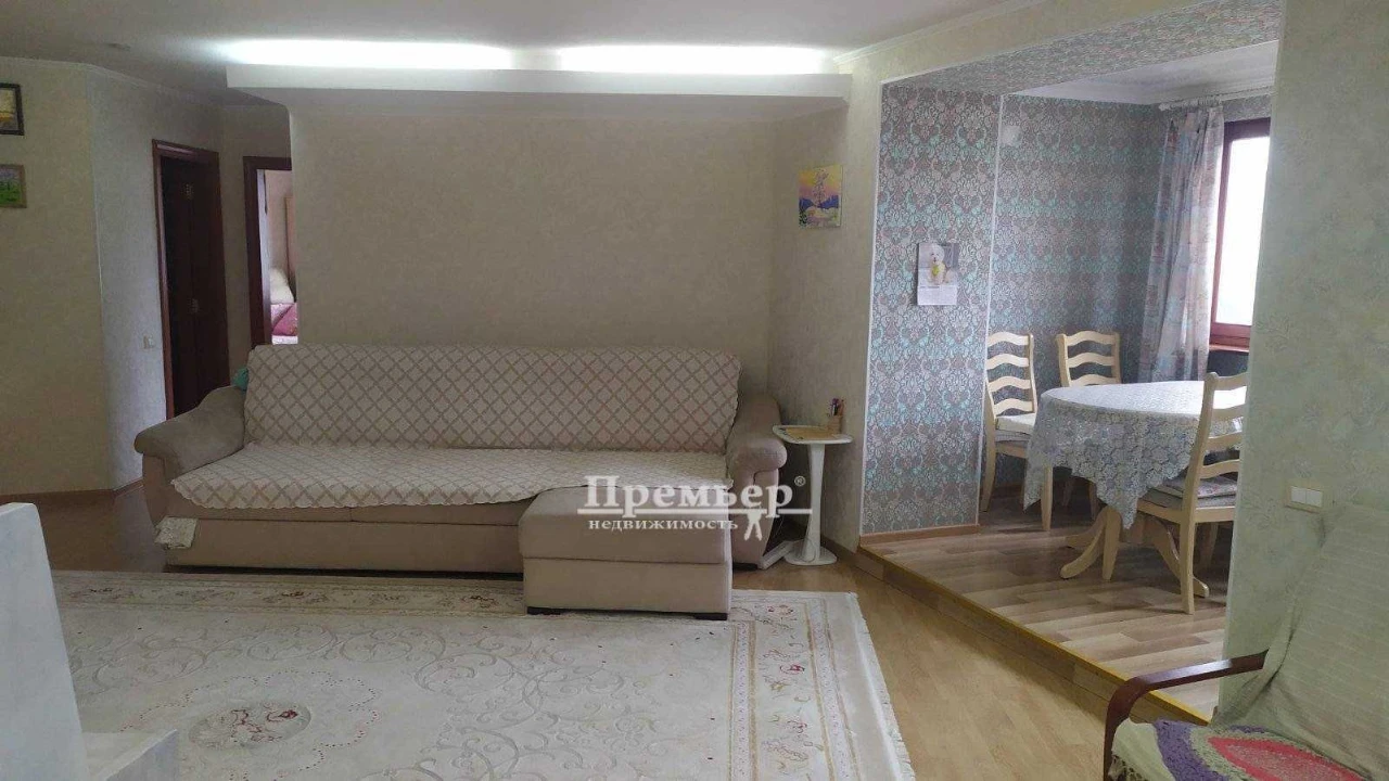 У продажу 4 кімн. квартира у м. Чорноморськ