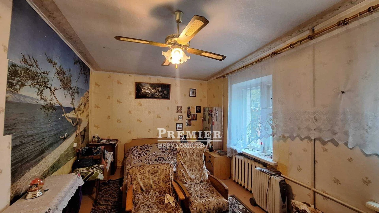 У продажу 2 кімн. квартира у м. Чорноморськ.