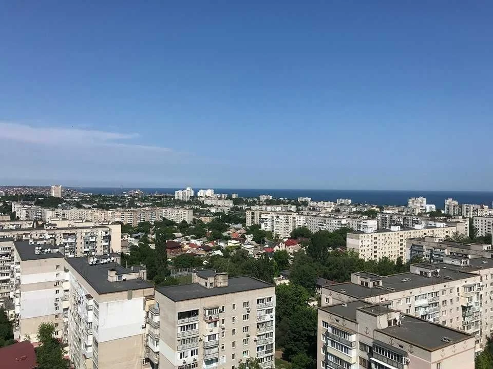 Однокімнатна  велика 58 кв.м квартира  в новостроє з лифтом