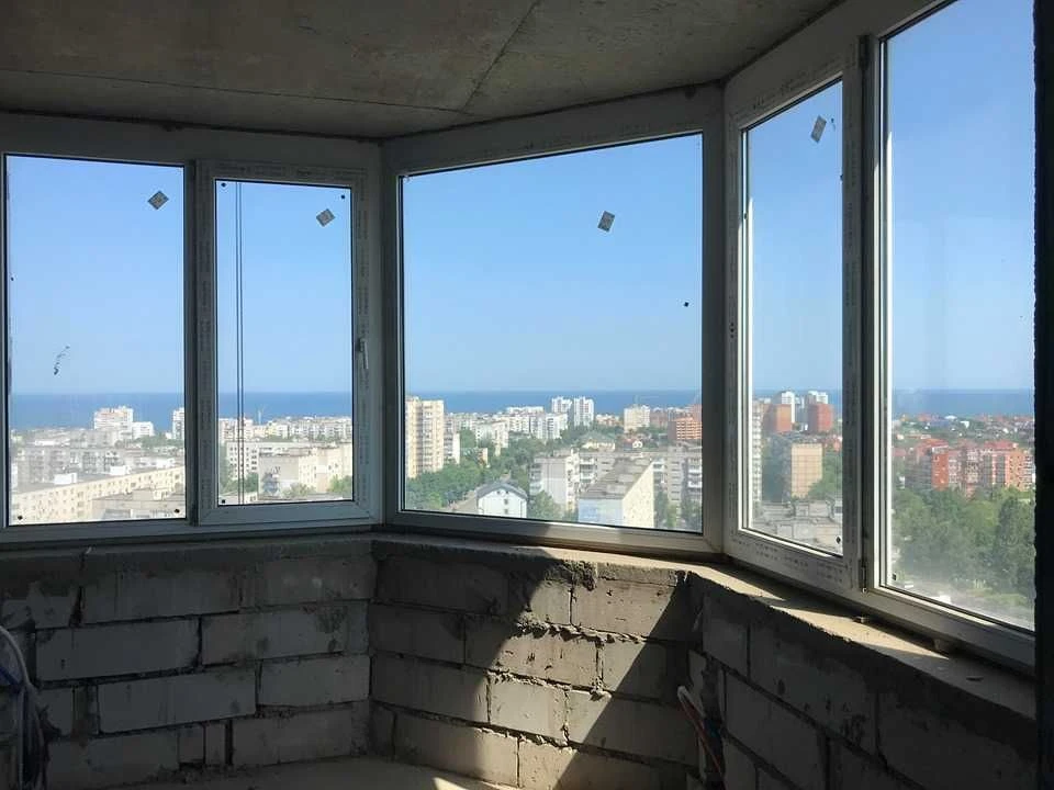 Однокімнатна  велика 58 кв.м квартира  в новостроє з лифтом
