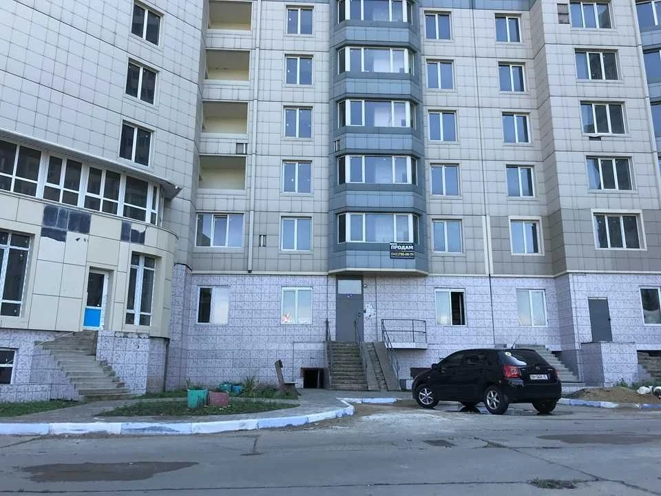 Однокімнатна  велика 58 кв.м квартира  в новостроє з лифтом