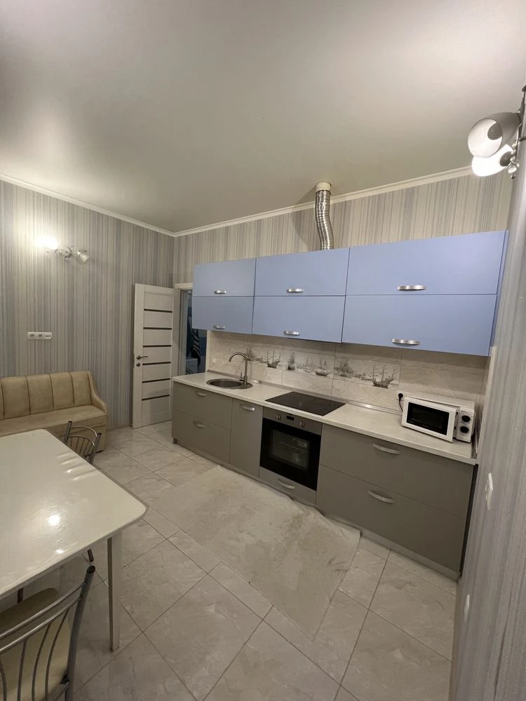 Черноморск  квартира возле моря