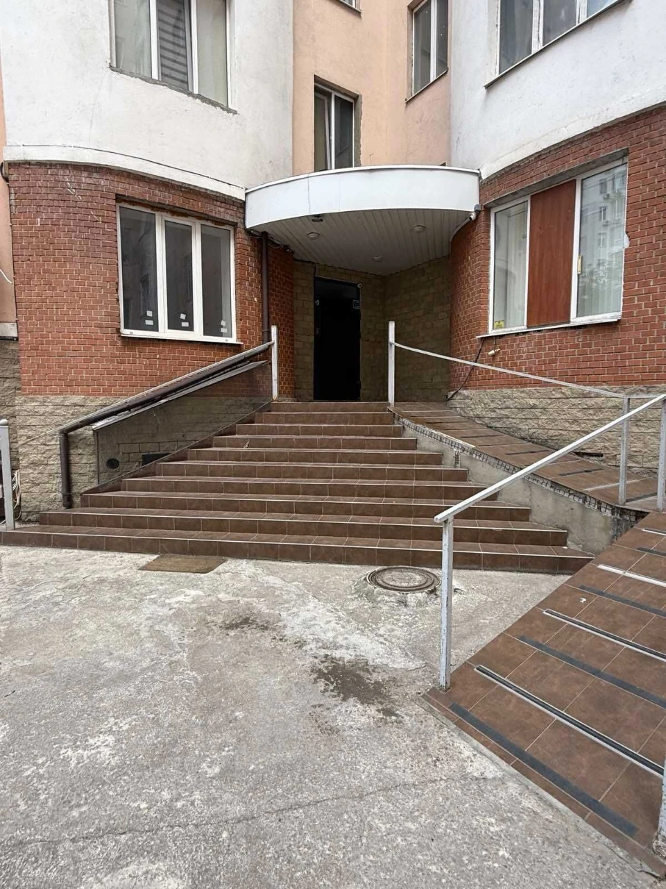 Продам стильну квартиру з видом моря