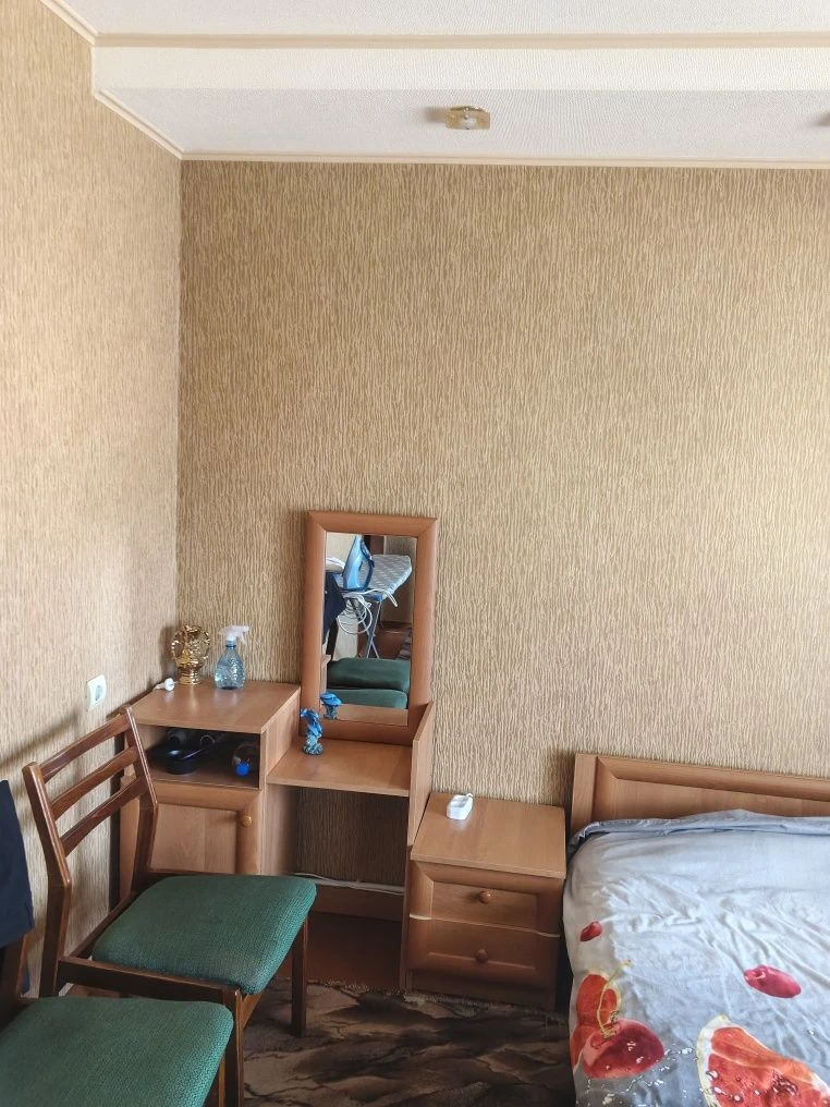 продам 3-х кімнатну квартиру в Гадячі