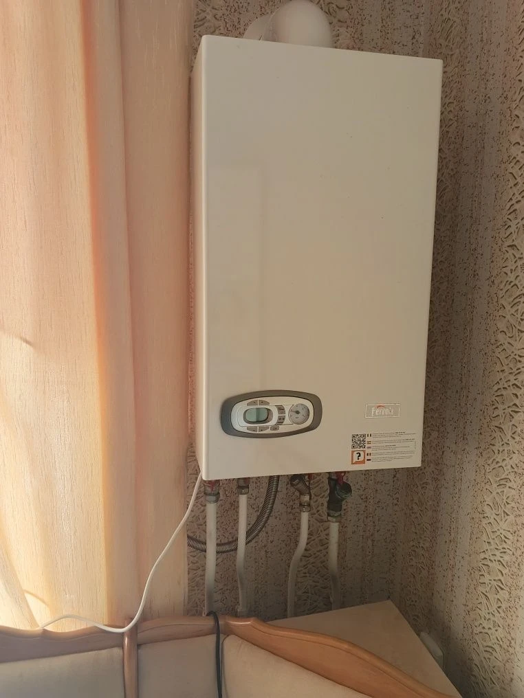продам 3-х кімнатну квартиру в Гадячі