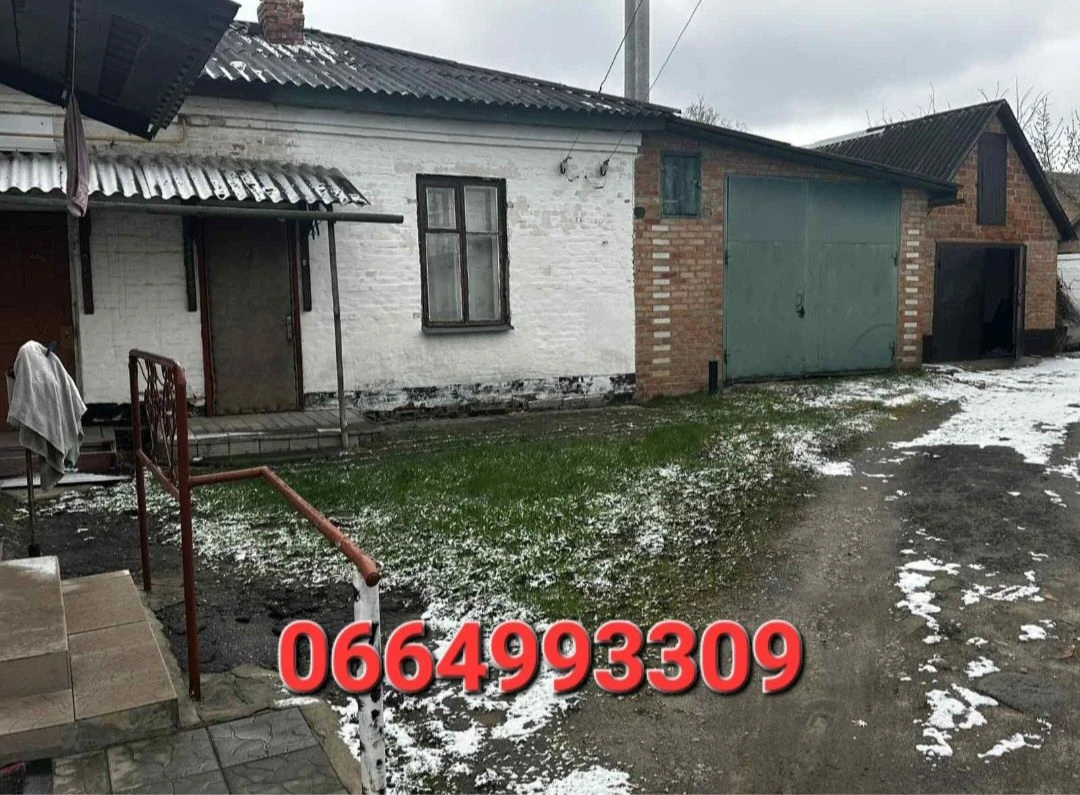 2-room apartment + garage, city center