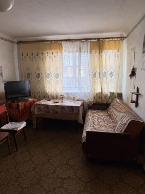 Продаю квартиру в місті Зіньків Полтавської області
