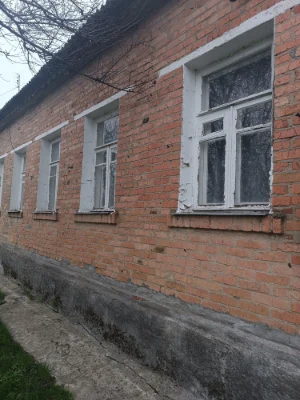 Продам 2-х кімнатну квартиру у м Зіньків