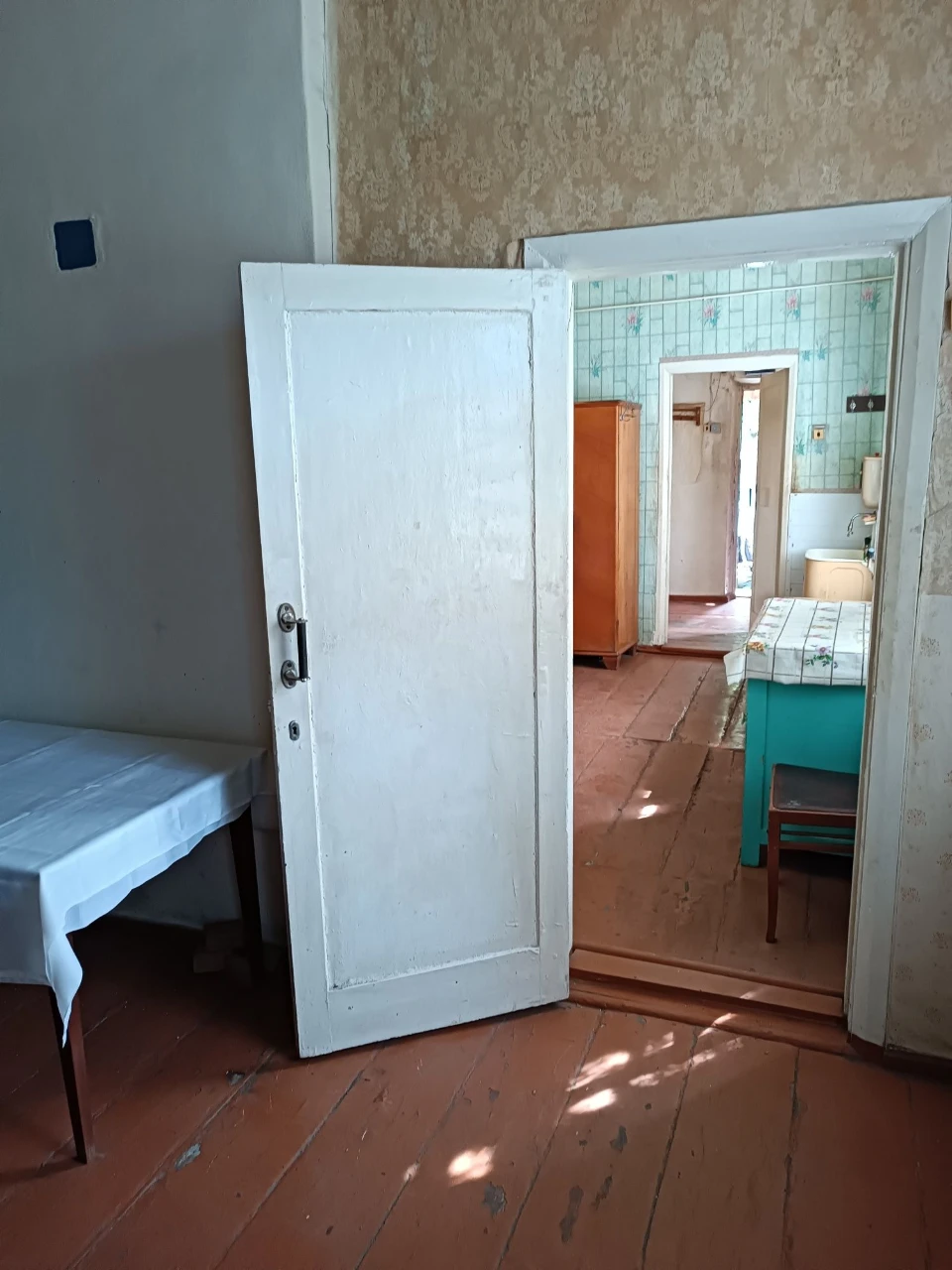 Продам 2-х кімнатну квартиру у м Зіньків