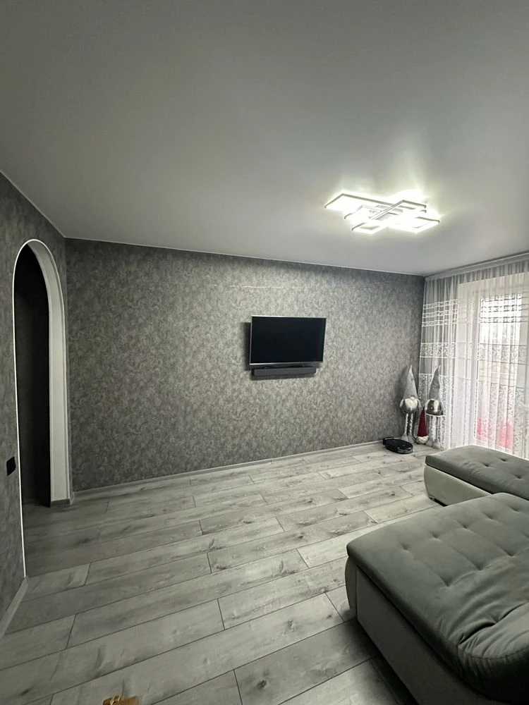 3-х кімнатна квартира,центр міста,новий ремонт