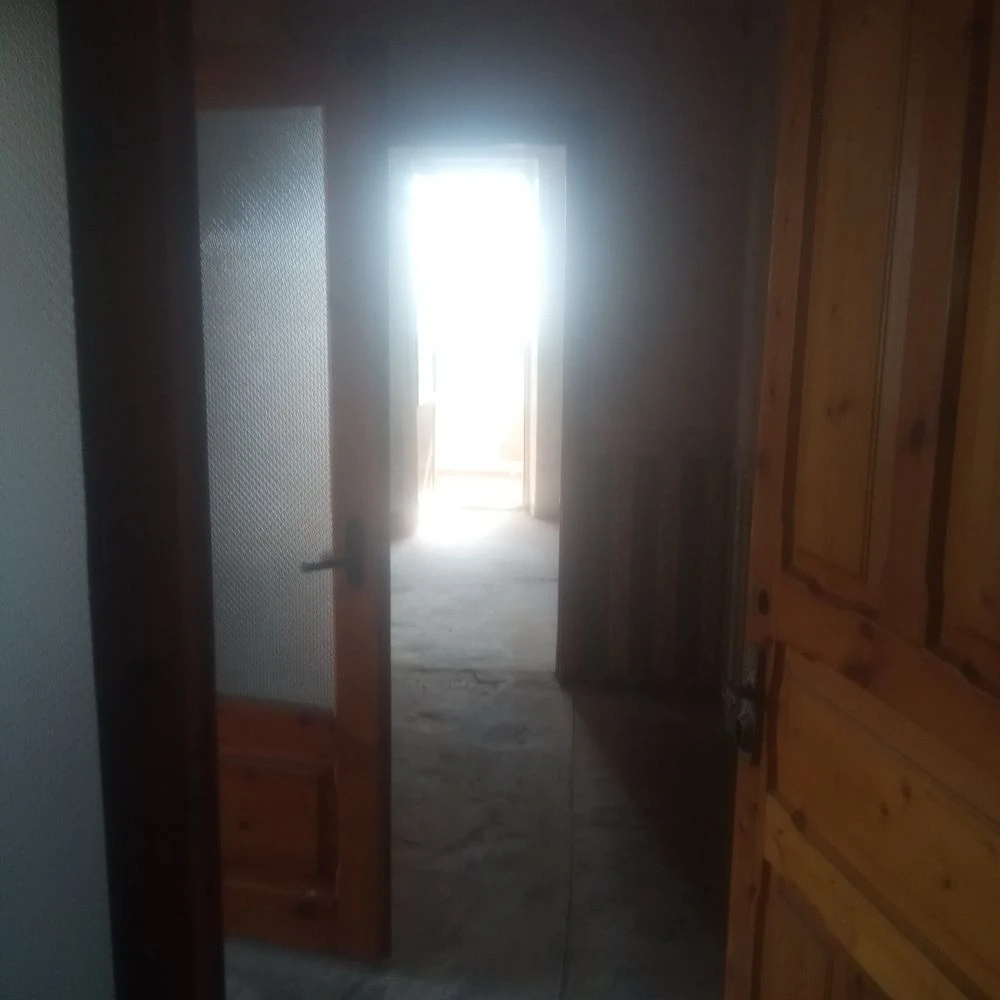 Продам 2-х кімнатну квартиру з коморкою м. Карлівка мр «Мрія