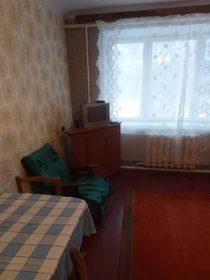 Продам 3х кімнатну квартиру  центральна частина м. Карлівка