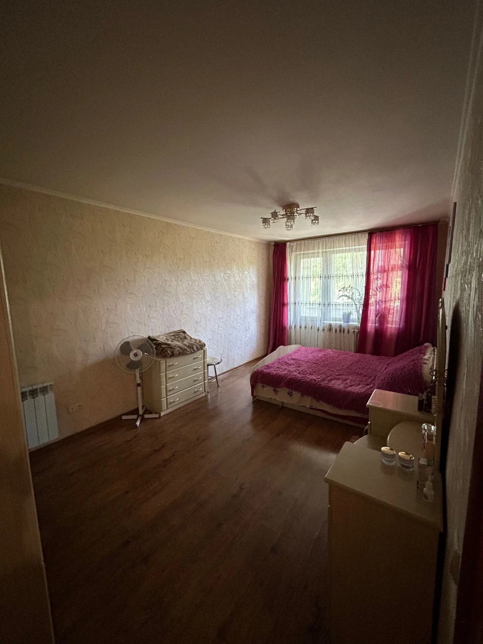 Квартира, 3 кімнати, 2 поверх