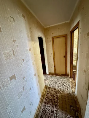 2-bedroom apartment " є відновлення"