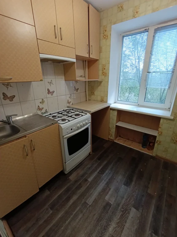 1 комнатная квартира мира ,27
