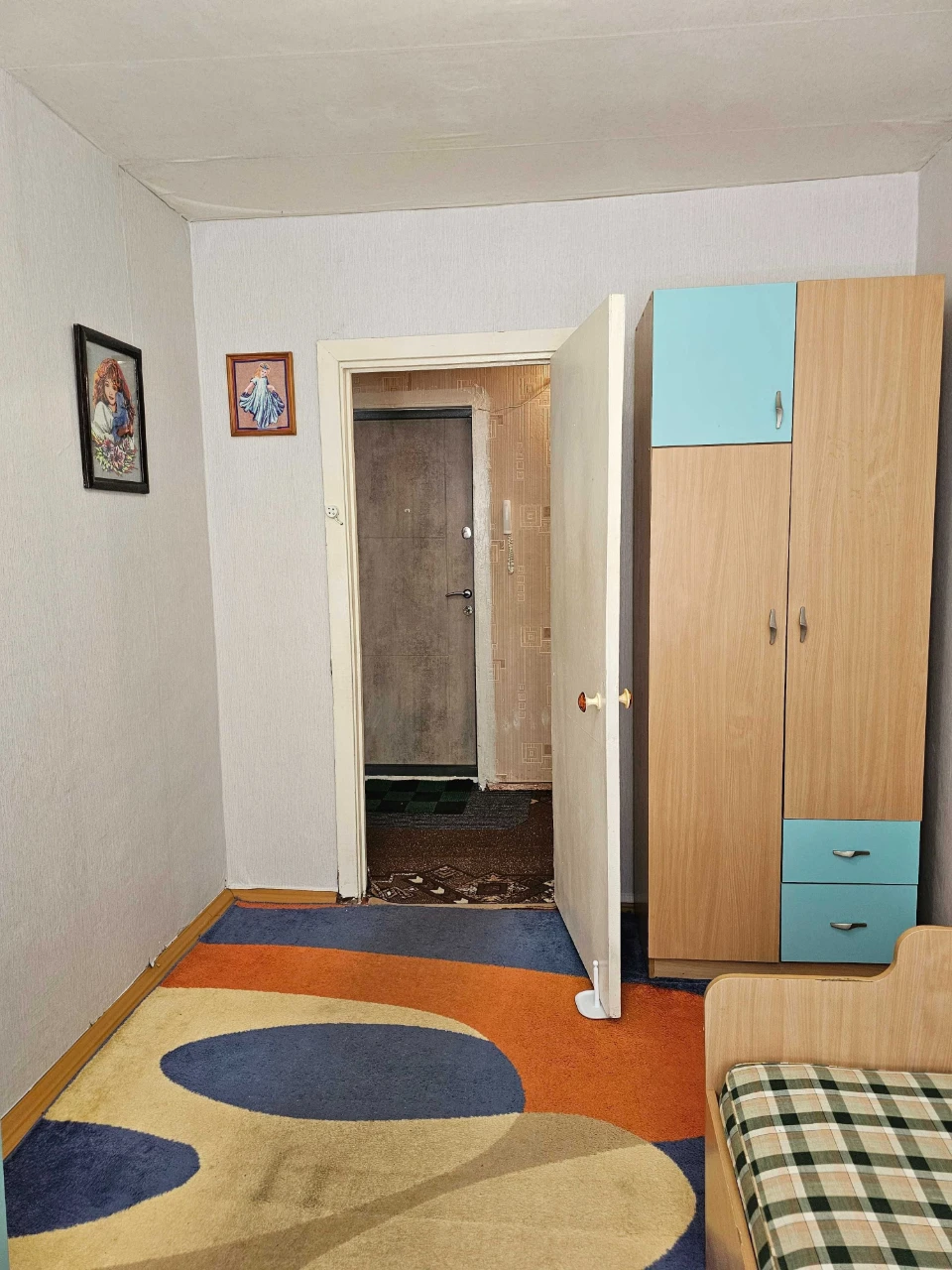 Sale of a 2-bedroom apartment in the center