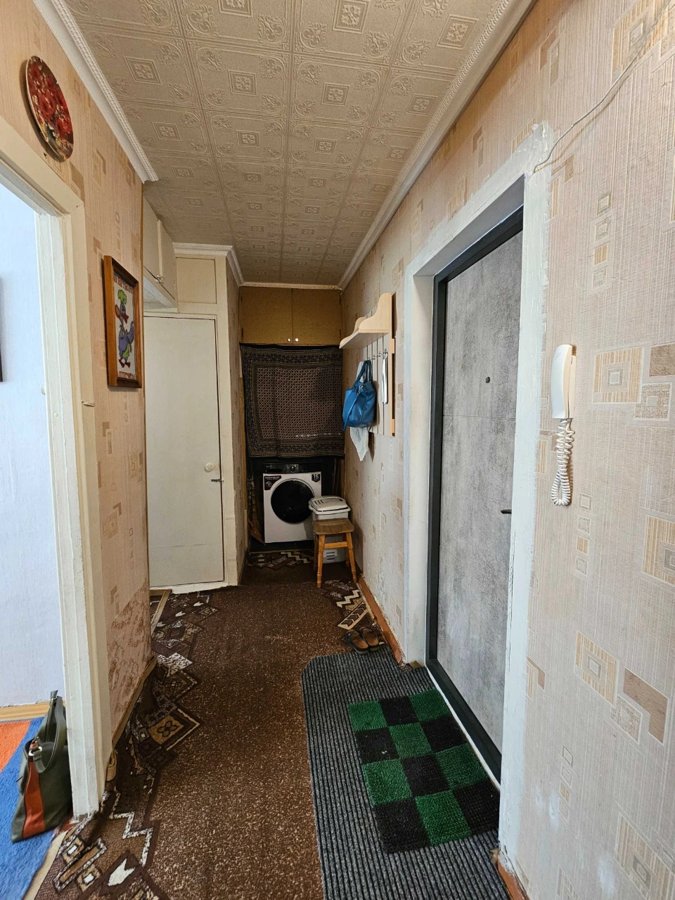 Sale of a 2-bedroom apartment in the center