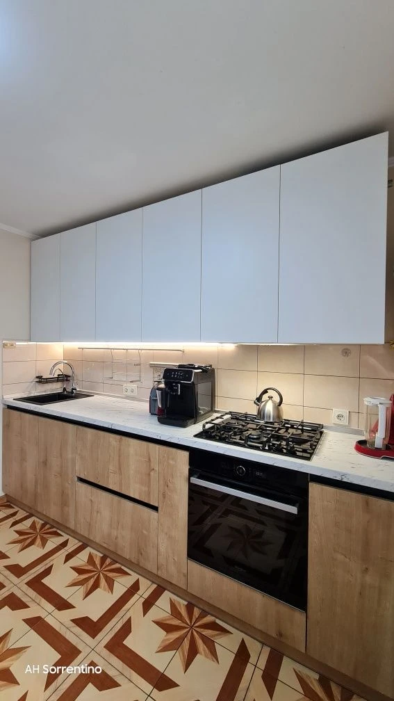 Sale of a 2-room apartment 72 m² with furniture and appliances!