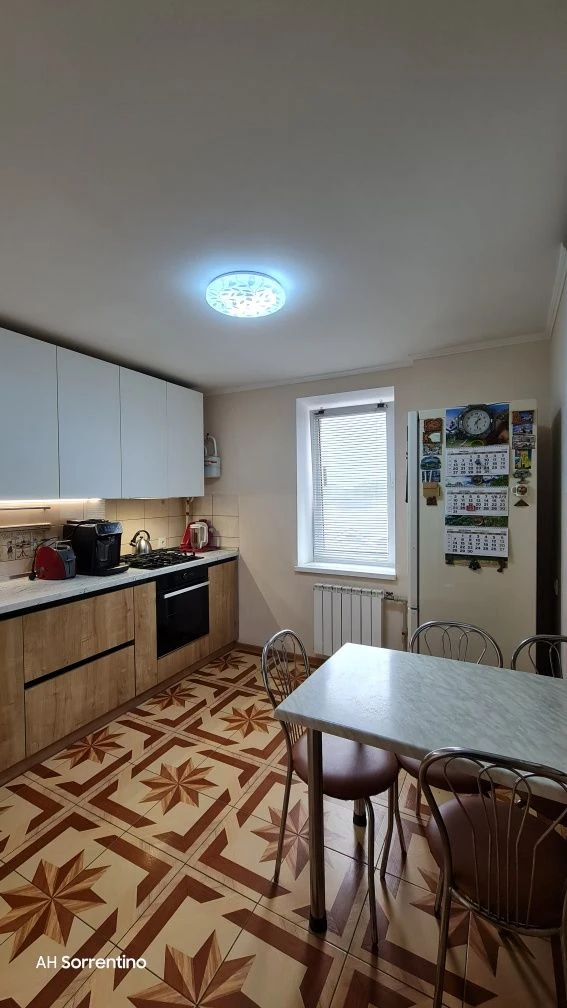 Sale of a 2-room apartment 72 m² with furniture and appliances!