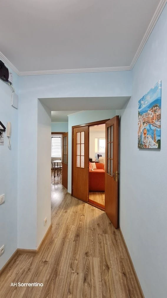 Sale of a 2-room apartment 72 m² with furniture and appliances!