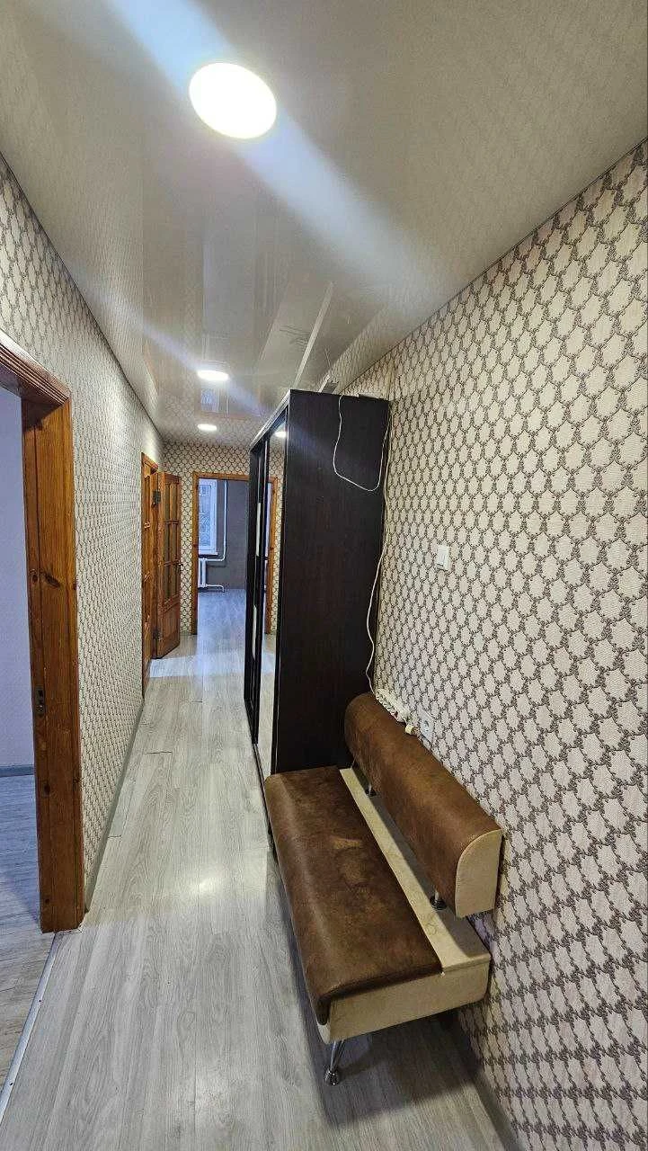 Sale of a 3-bedroom apartment near the embankment