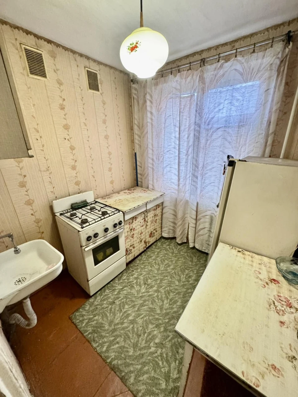1 кімнатна квартира 2 поверх