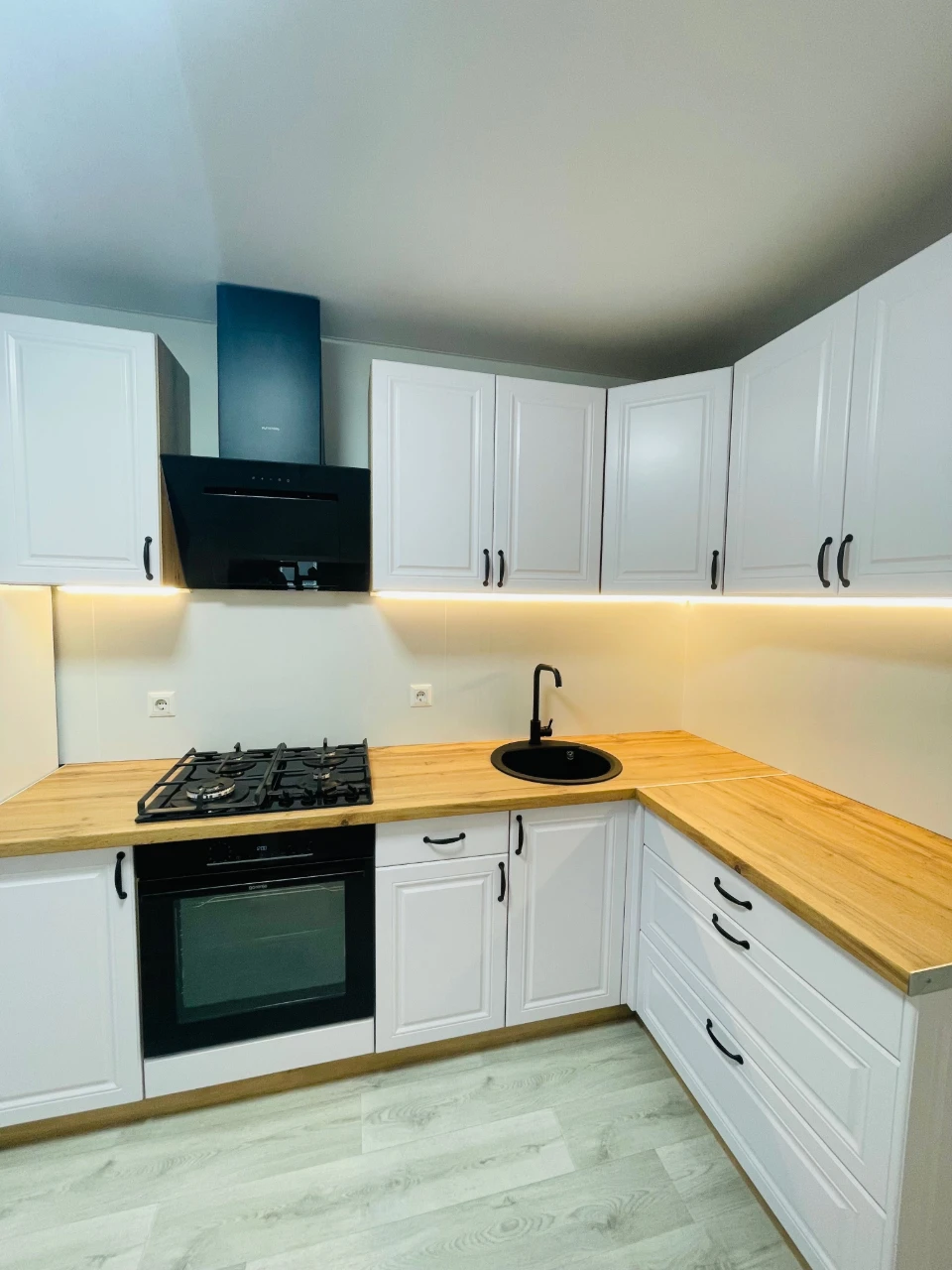 Sale of a 2-bedroom apartment. No real estate agent commission!! From the owner