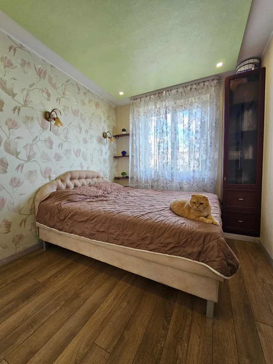 Продаж 4-кімнатної квартири з ремонтом