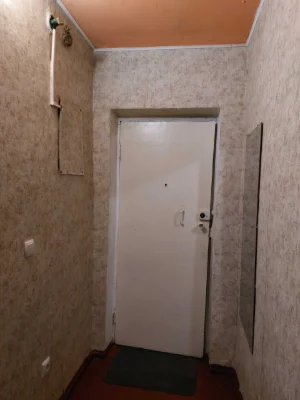 Продаж 2-х квартири в цегляному будинку