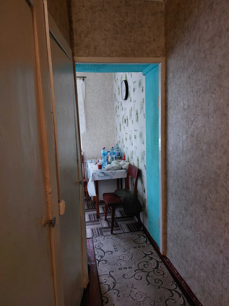 Продаж 2-х квартири в цегляному будинку