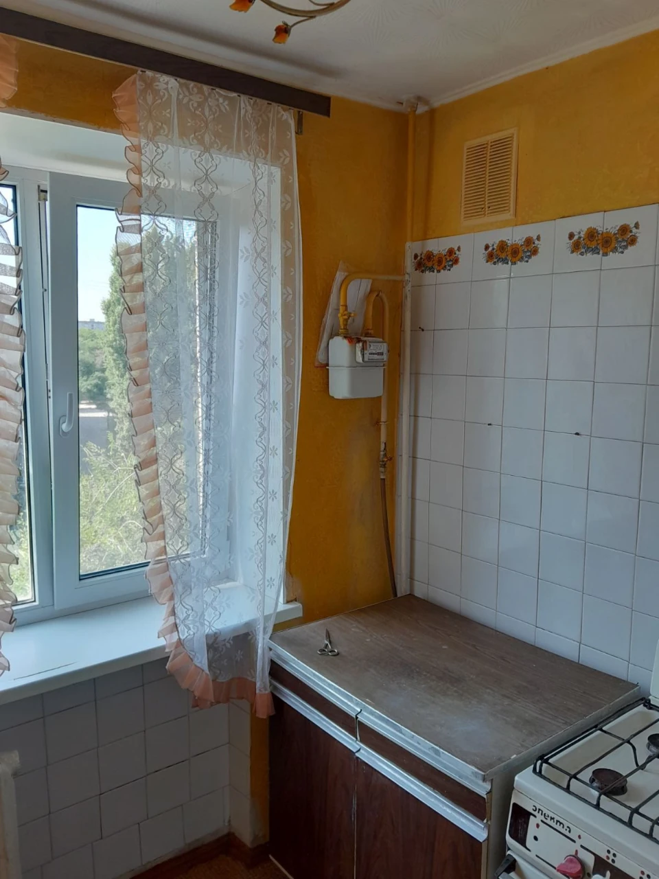 Продаж двомісній квартири в цегляному будинку