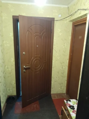 Продаж затишної 3-кімнатної квартири з видом на Дніпро