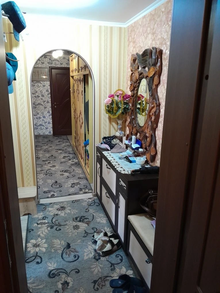 Продаж затишної 3-кімнатної квартири з видом на Дніпро