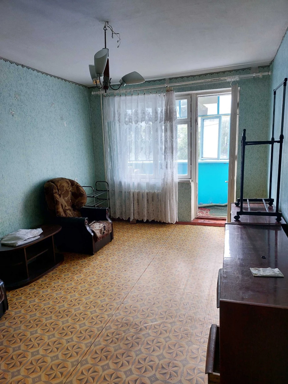 Продаж 2-кімн. квартири в самому центрі Горішніх Плавнів