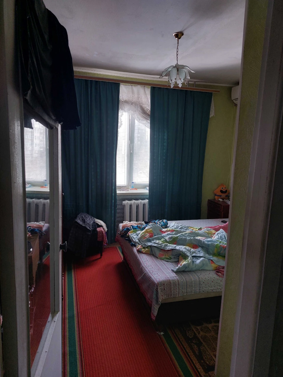 Spacious 3-bedroom apartment in a great location!
