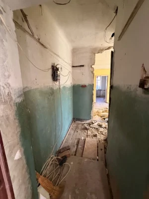 Sale of a 3-room apartment on Heroiv Chornobyla Street