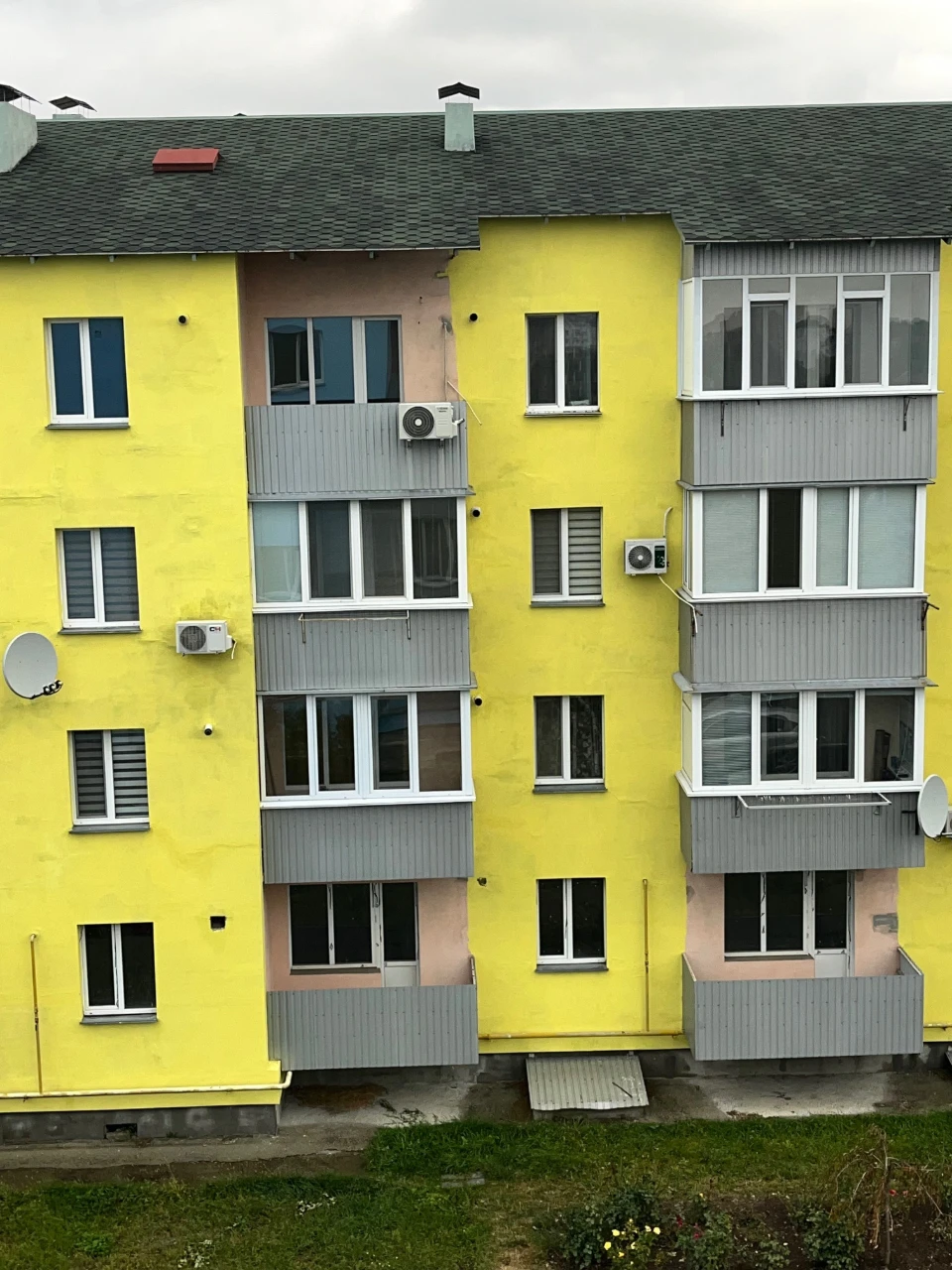 One-bedroom apartment on Grushevsky Street