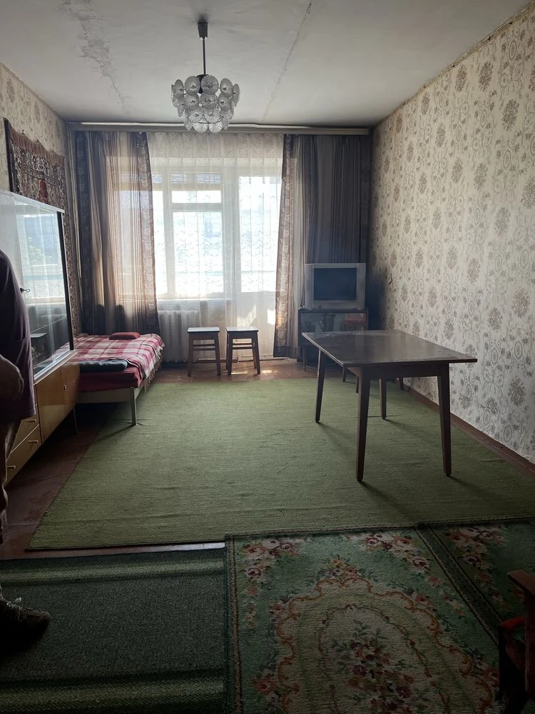 2-bedroom apartment in the city center, Monastyrskaya Street