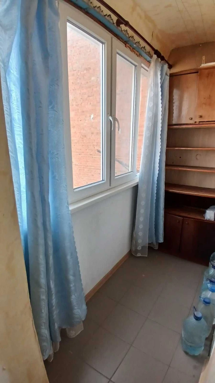 Продається 2-кімнатна квартира.