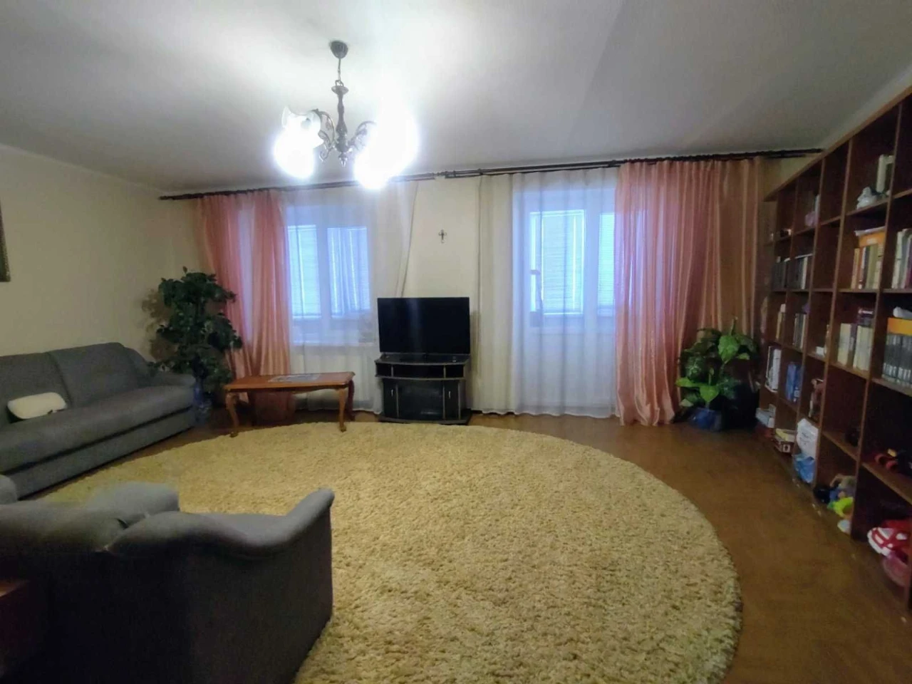 4-room apartment in the city center of Lubne