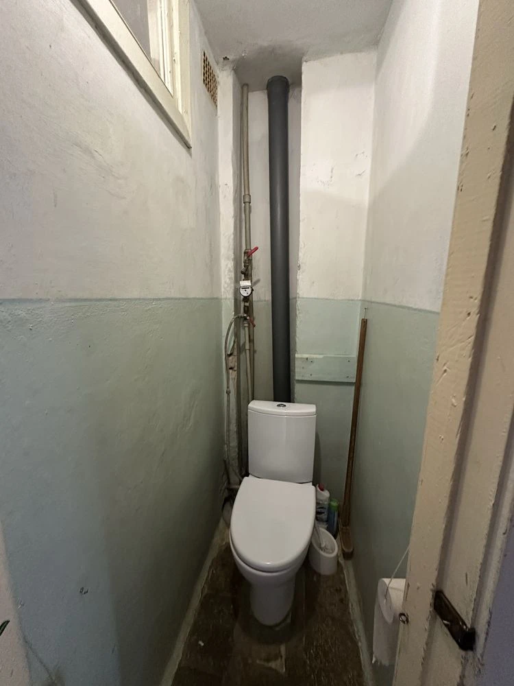 Sale of a 3-room apartment on Ye. Chikalenko Street (First of September)