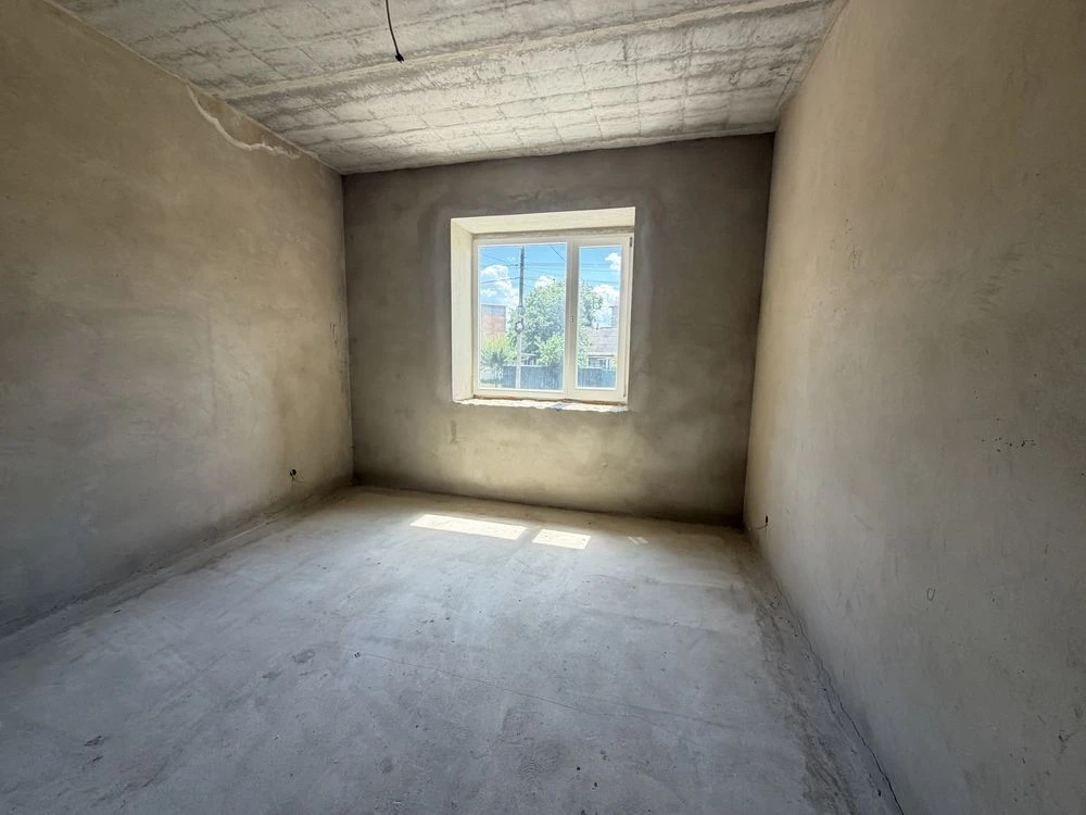2-room apartment on the first floor, new building