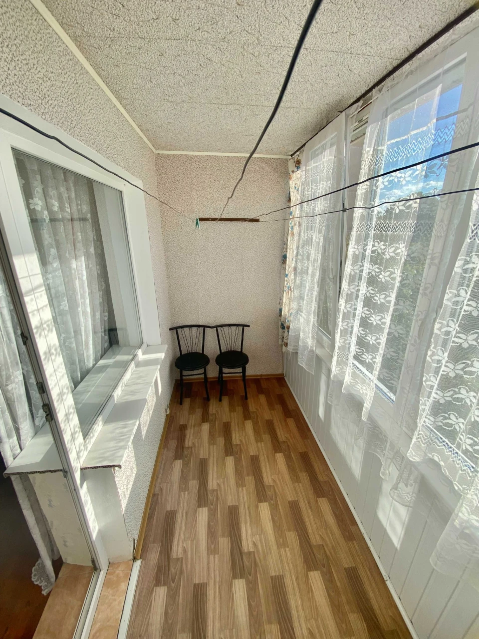 Продам 2-кімнатну квартиру по вул. Оксанченка. 3 поверх