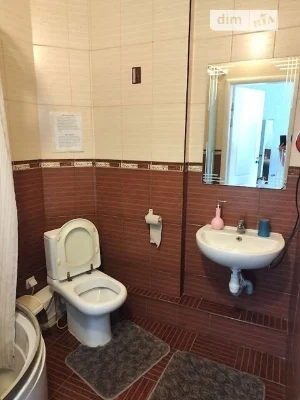 Продажа 3к квартиры 122.2 кв. м по ул. Михаила Максимовича 3
