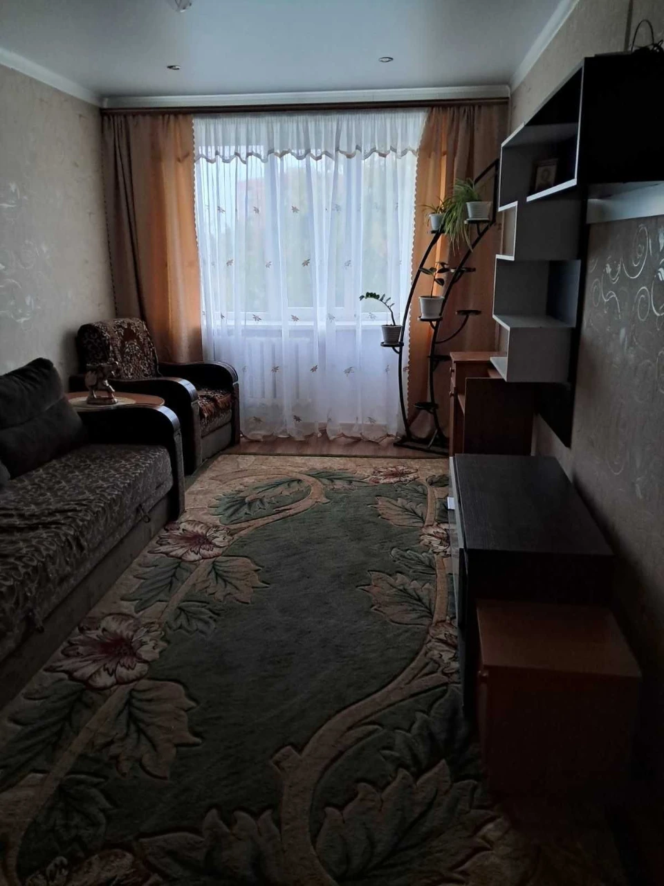 Продається  двохкімнатна квартира в м.Миргород